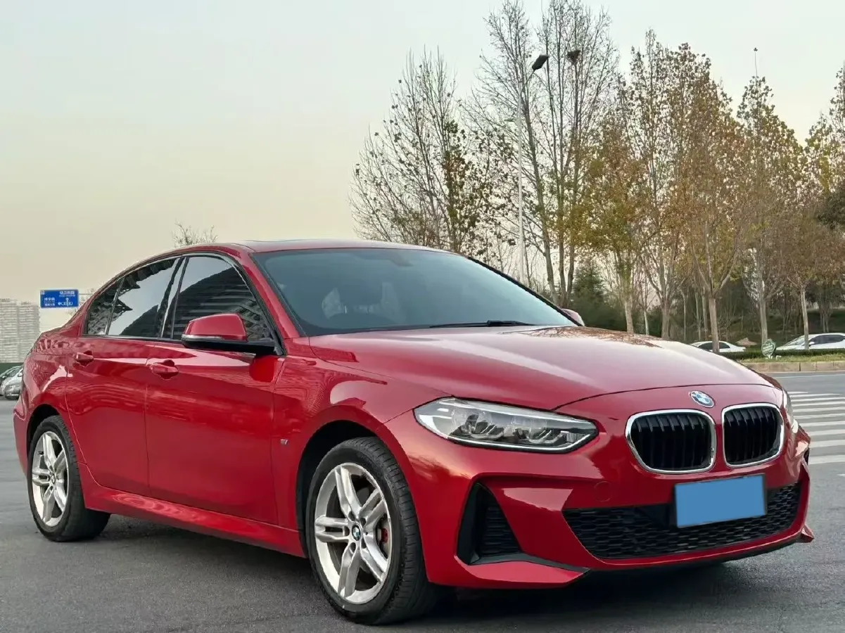 2020 BMW 1 Series 1.5T 140HP L3 7DCT,autocango,china used car exporter,china ev exporter,chinese used car exporter,chinese used ev exporter
