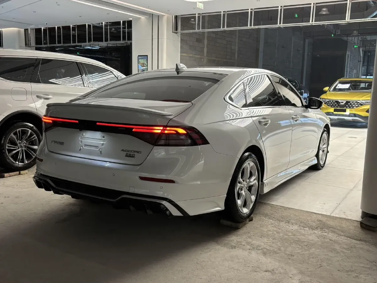 2023 Honda Accord 1.5T 192HP L4 CVT,autocango,china used car exporter,china ev exporter,chinese used car exporter,chinese used ev exporter