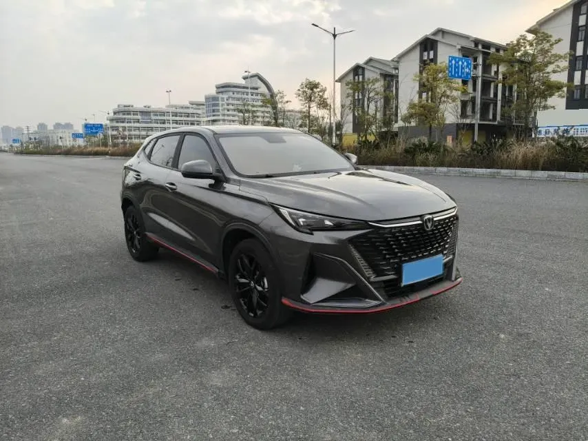 2024 ChangAn X5 PLUS 1.5T 188HP L4 7DCT,autocango,china used car exporter,china ev exporter,chinese used car exporter,chinese used ev exporter