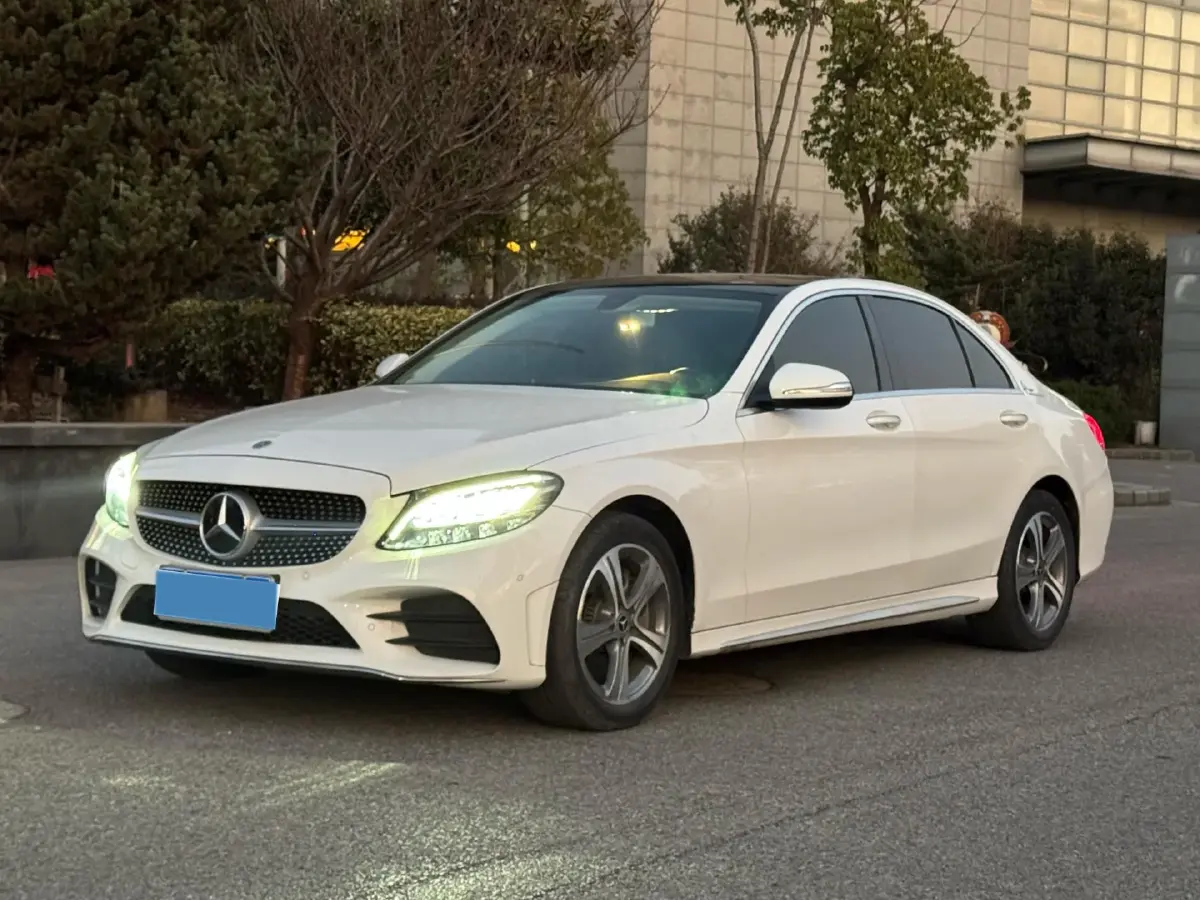2020 Mercedes-Benz C Class 1.5T 184HP L4 9AT