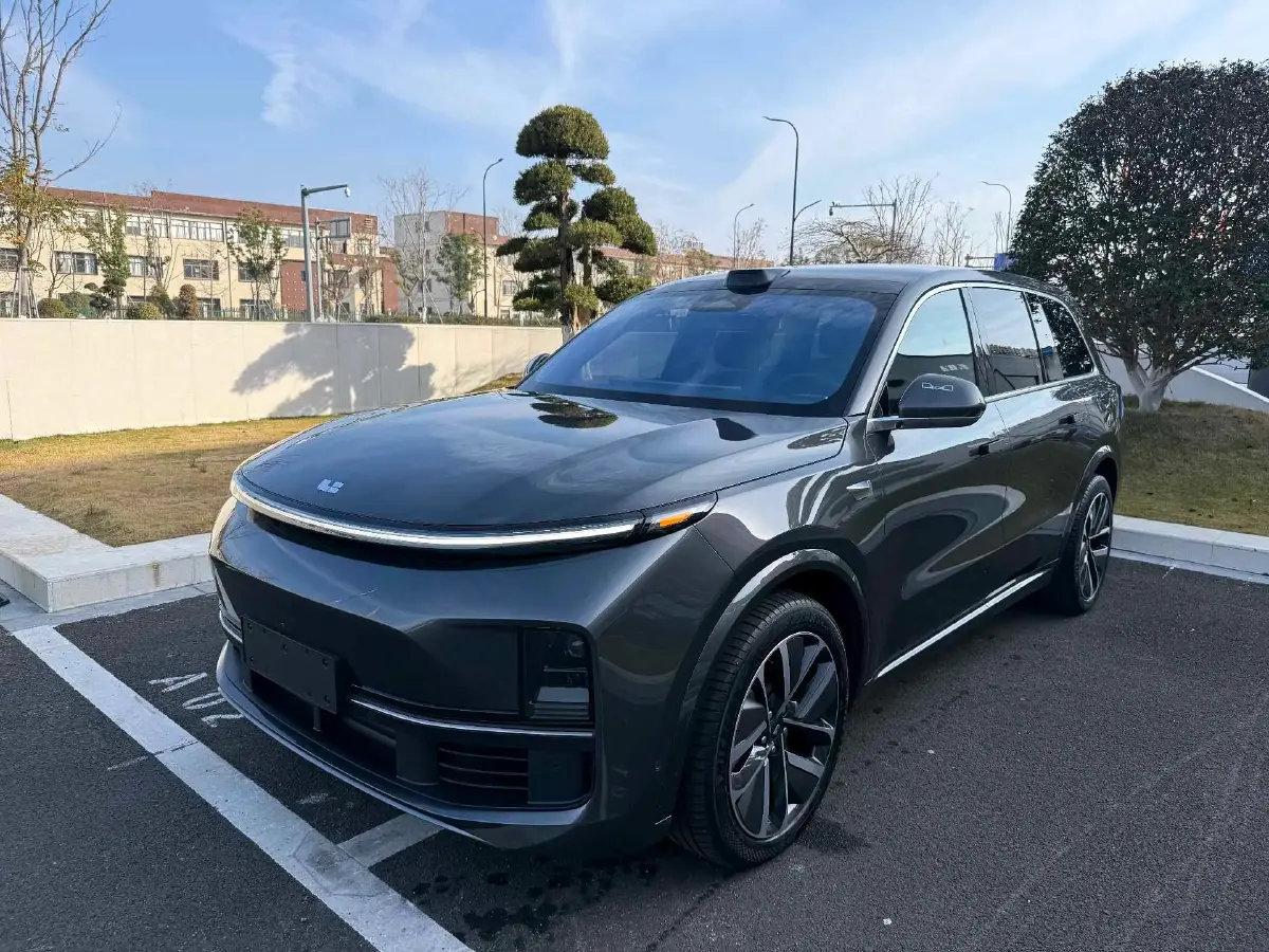2022 Li L9 Range Extended 154HP REEV 42.6KWH