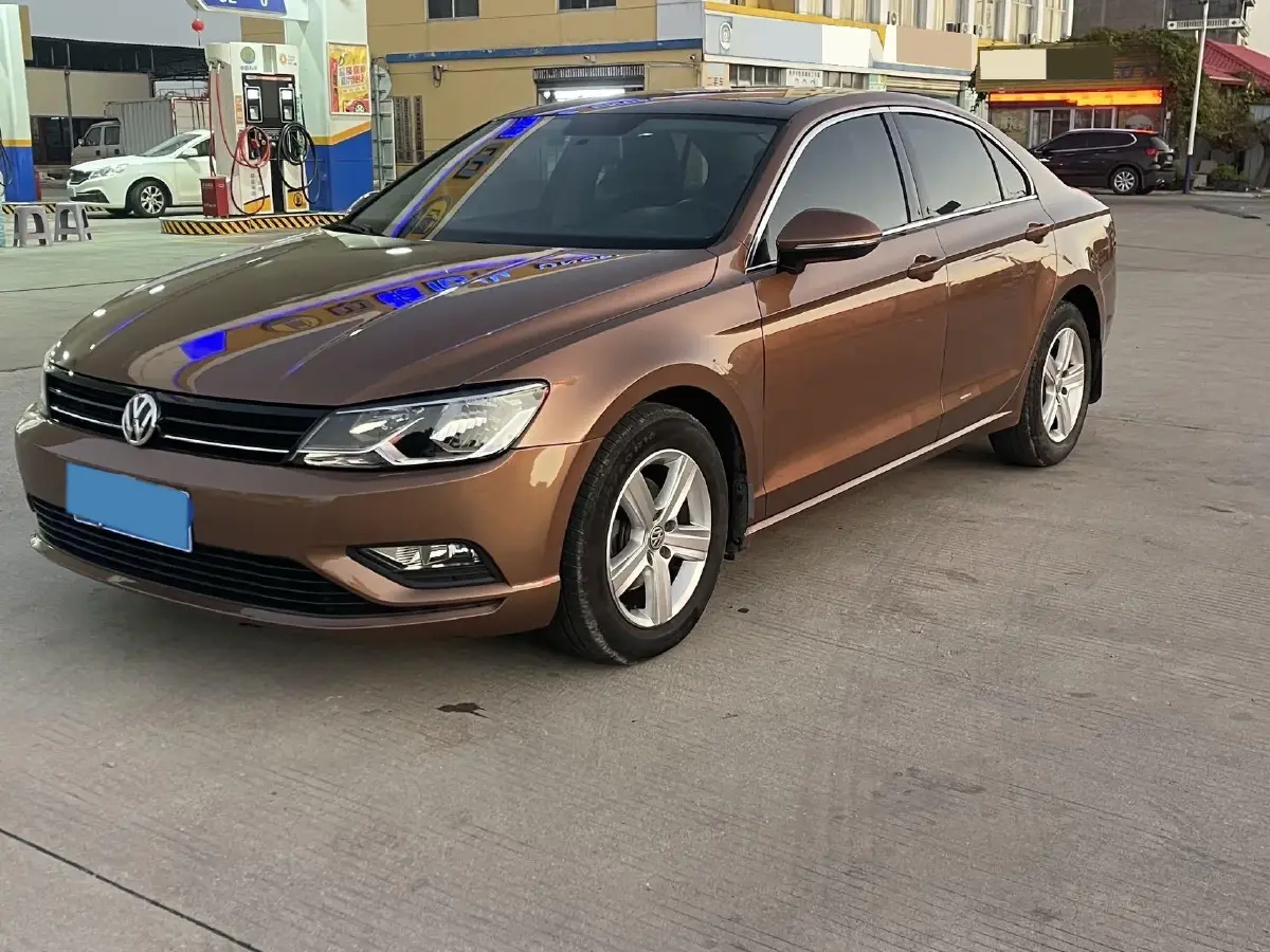 2017 Volkswagen Lamando 1.4T 131HP L4 7DCT