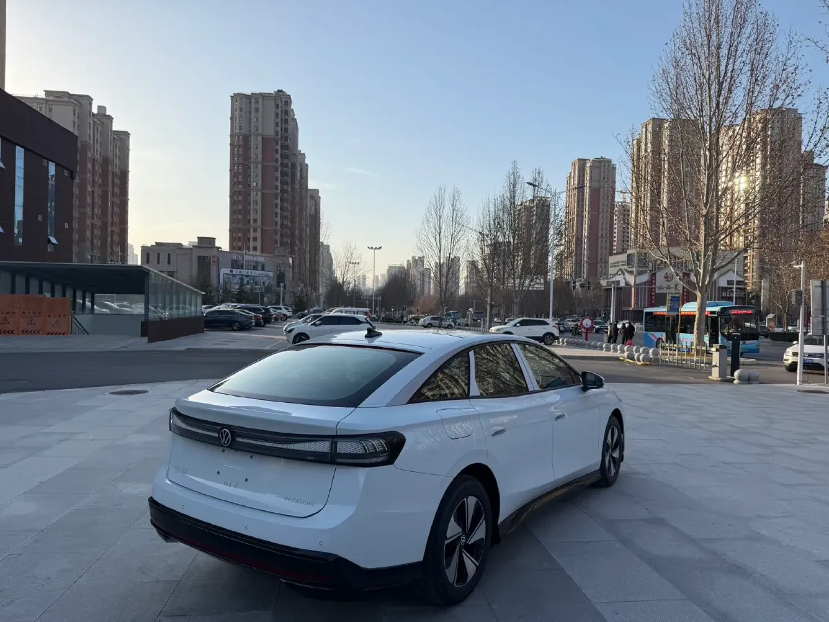 2024 Volkswagen ID.7 Vizzion BEV 84.8KWH,autocango,china used car exporter,china ev exporter,chinese used car exporter,chinese used ev exporter