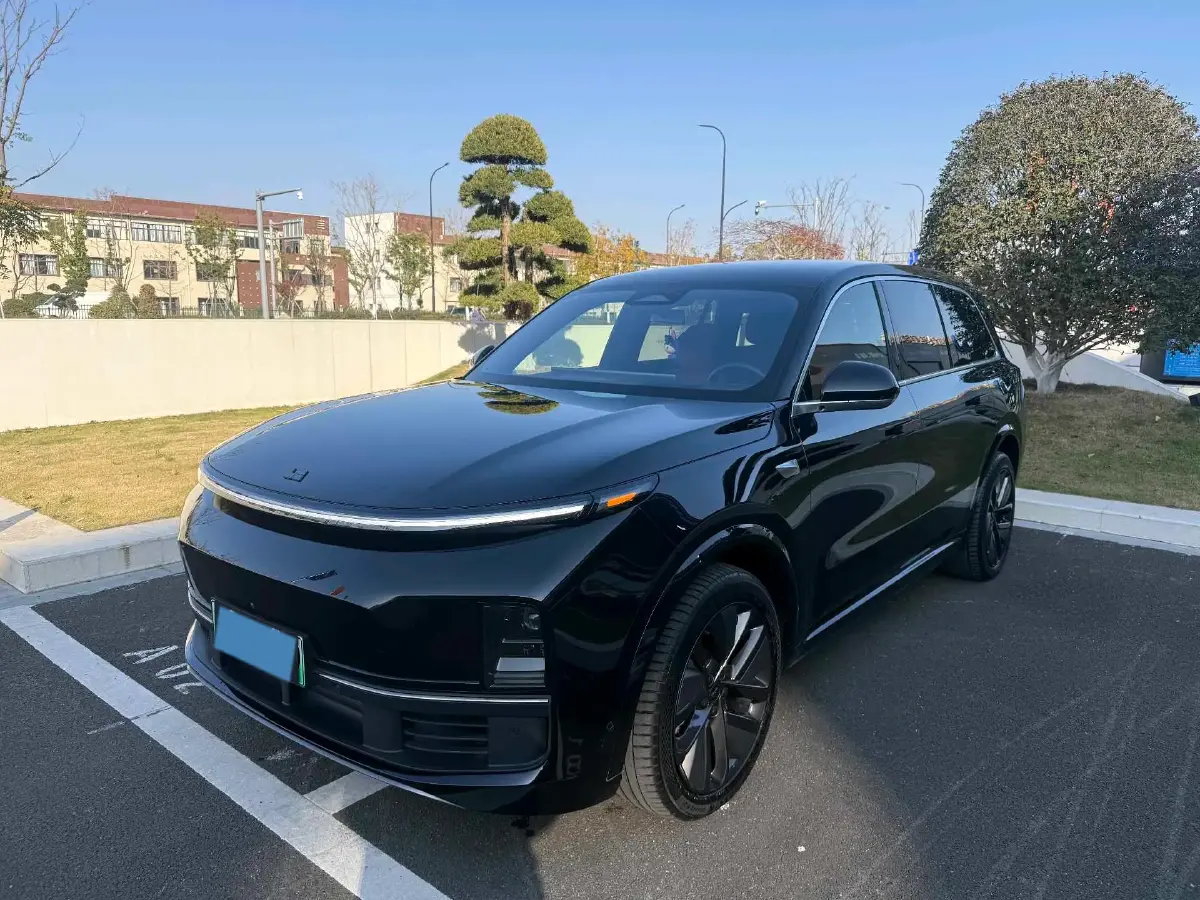 2023 Li L9 Range Extended 154HP REEV 42.6KWH