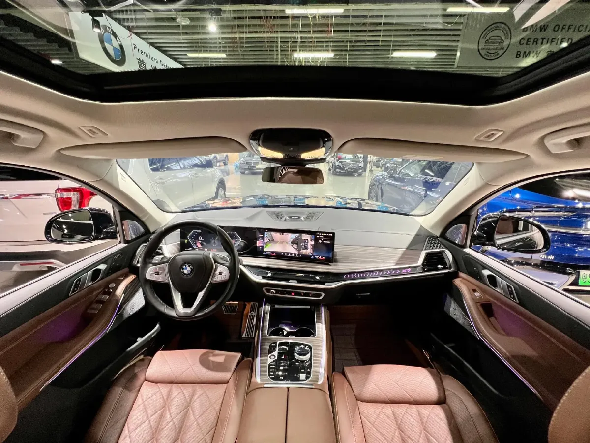2024 BMW X7 3.0T 381HP L6 8AT,autocango,china used car exporter,china ev exporter,chinese used car exporter,chinese used ev exporter
