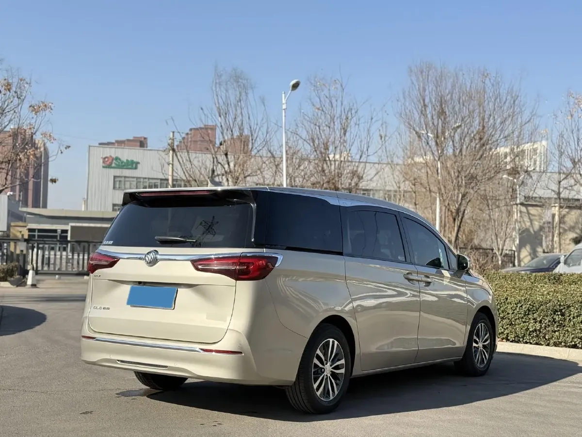 2021 Buick GL8 2.0T 237HP L4 9AT,autocango,china used car exporter,china ev exporter,chinese used car exporter,chinese used ev exporter