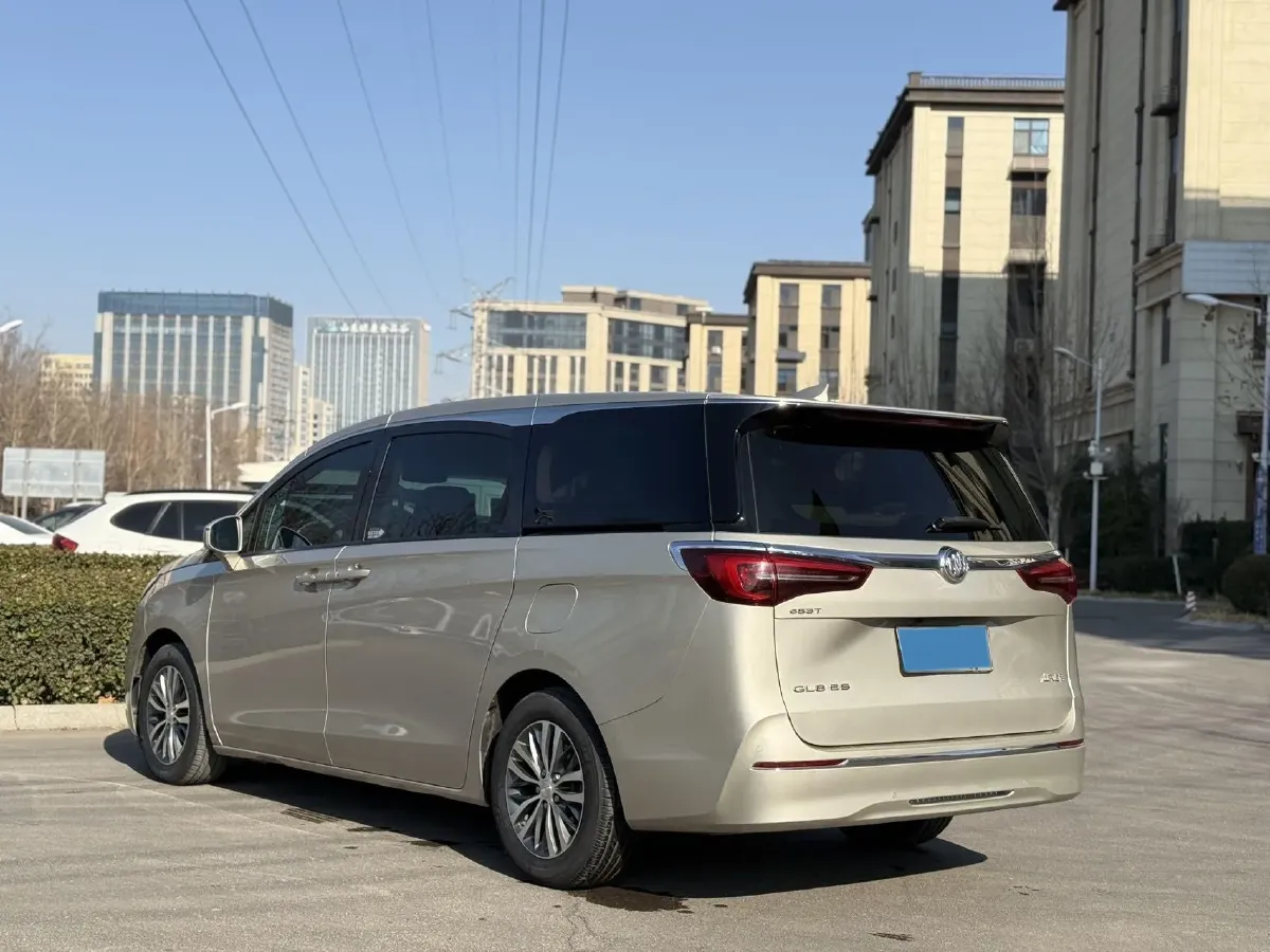 2021 Buick GL8 2.0T 237HP L4 9AT,autocango,china used car exporter,china ev exporter,chinese used car exporter,chinese used ev exporter