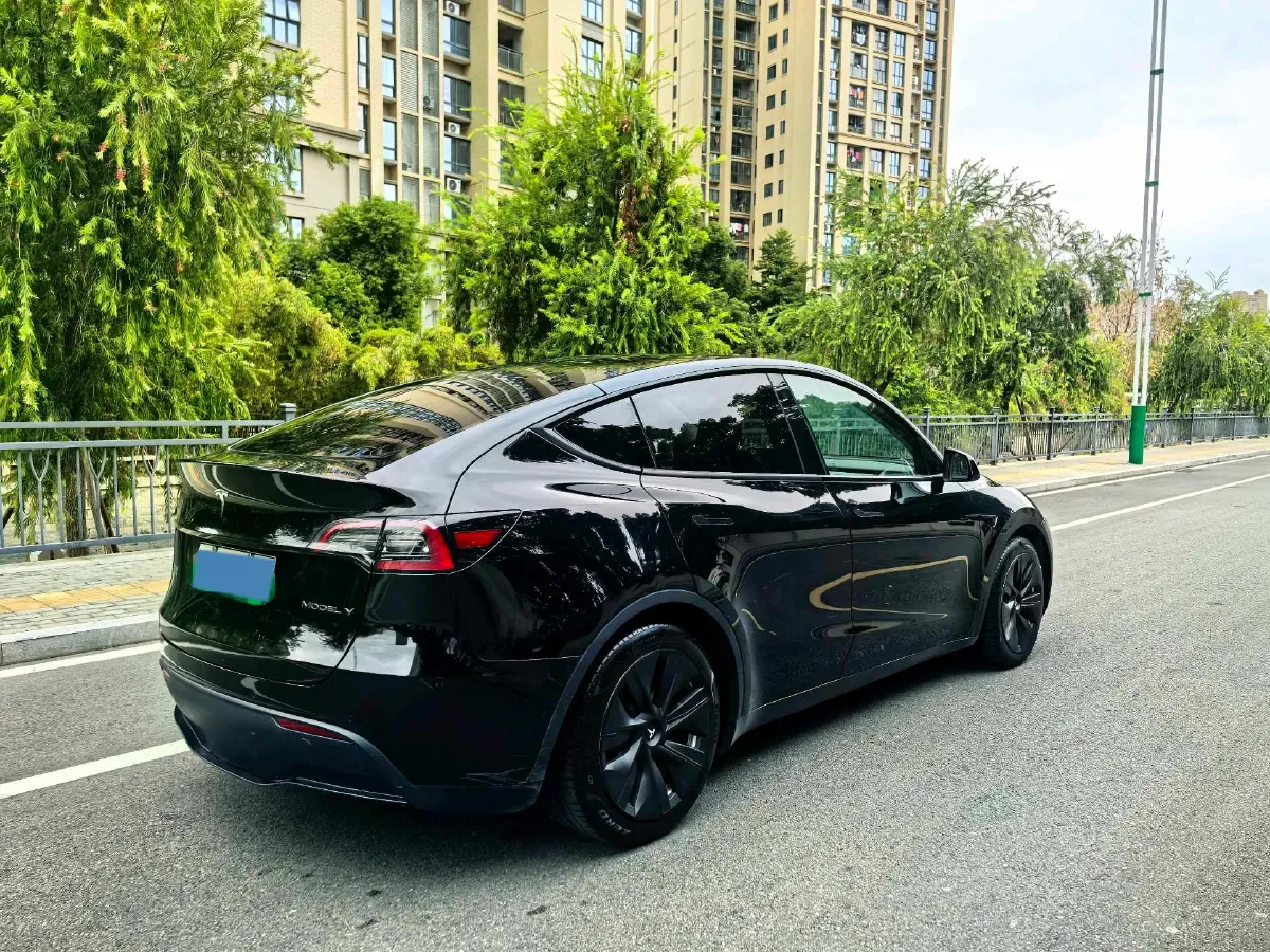 2022 Tesla Model Y BEV 60KWH,autocango,china used car exporter,china ev exporter,chinese used car exporter,chinese used ev exporter