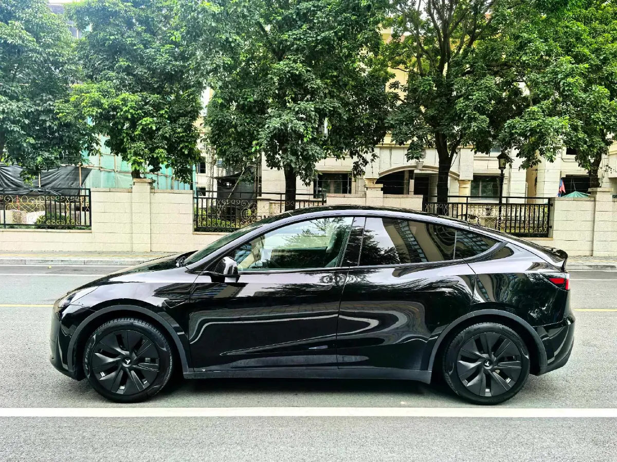 2022 Tesla Model Y BEV 60KWH,autocango,china used car exporter,china ev exporter,chinese used car exporter,chinese used ev exporter
