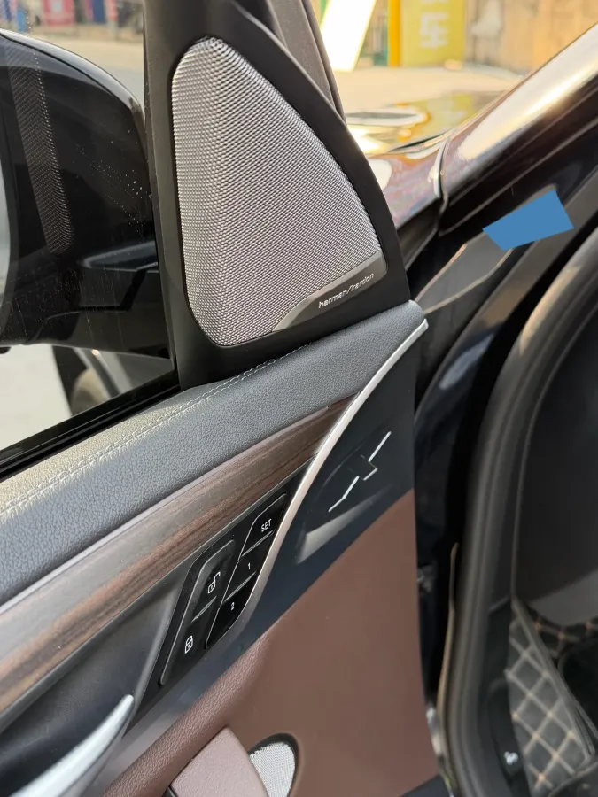 2022 BMW X3 2.0T 252HP L4 8AT,autocango,china used car exporter,china ev exporter,chinese used car exporter,chinese used ev exporter