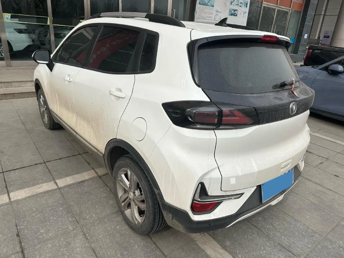 2021 ChangAn CS15 1.5L 107HP L4 5MT,autocango,china used car exporter,china ev exporter,chinese used car exporter,chinese used ev exporter