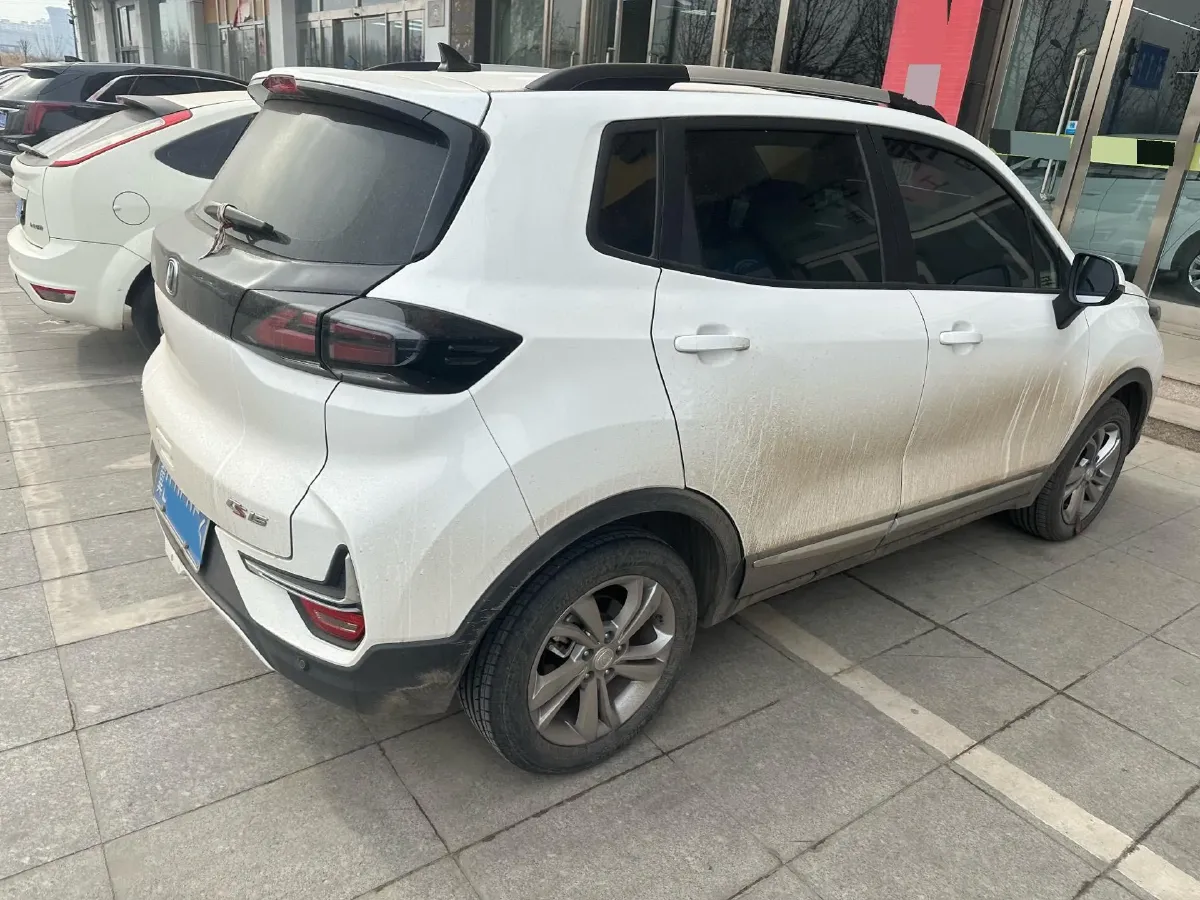 2021 ChangAn CS15 1.5L 107HP L4 5MT,autocango,china used car exporter,china ev exporter,chinese used car exporter,chinese used ev exporter