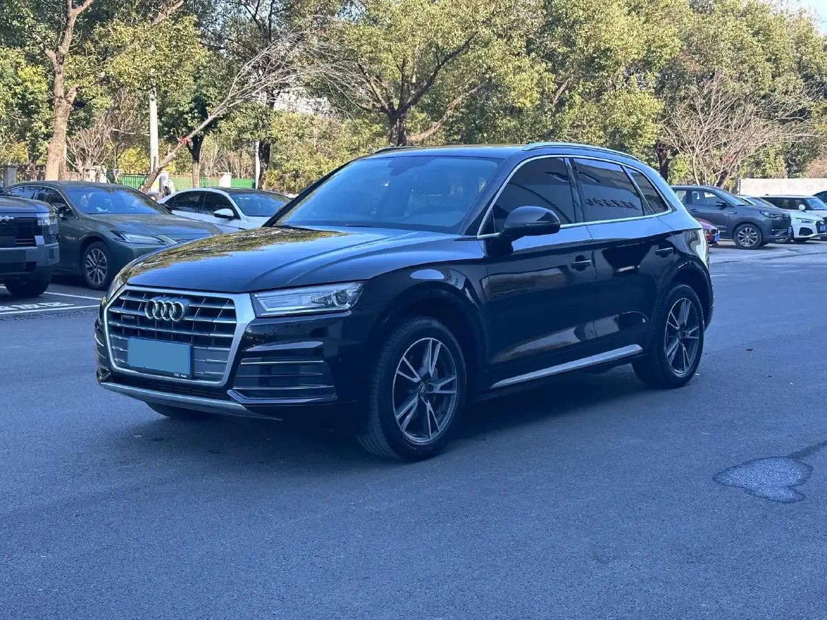 2020 Audi Q5L 2.0T 190HP L4 7DCT