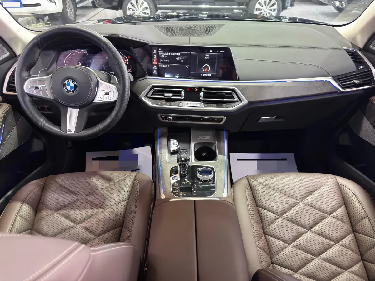 2022 BMW X5 2.0T 245HP L4 8AT,autocango,china used car exporter,china ev exporter,chinese used car exporter,chinese used ev exporter