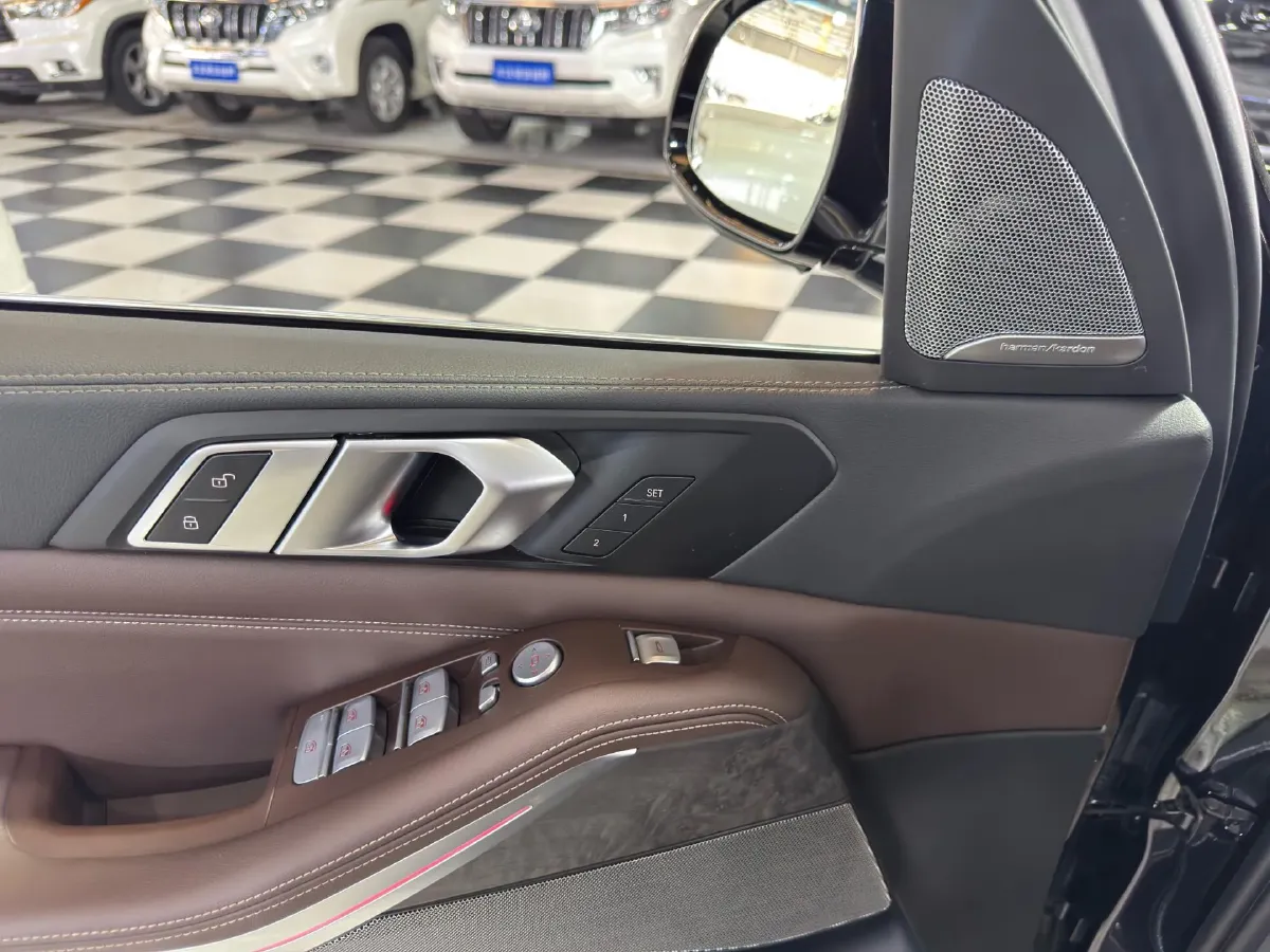 2022 BMW X5 2.0T 245HP L4 8AT,autocango,china used car exporter,china ev exporter,chinese used car exporter,chinese used ev exporter