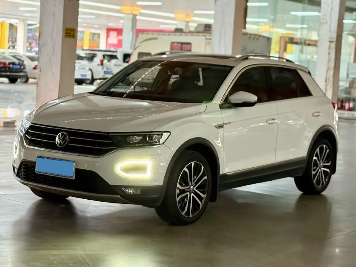 2021 Volkswagen T-Roc 1.4T 150HP L4 7DCT