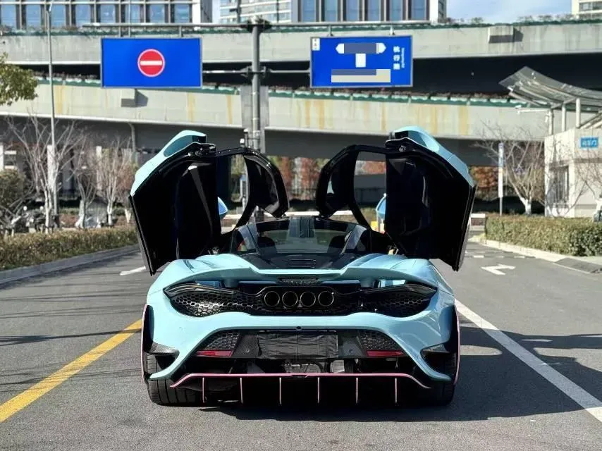 2017 McLaren 720S 4.0T 720HP V8 7DCT,autocango,china used car exporter,china ev exporter,chinese used car exporter,chinese used ev exporter