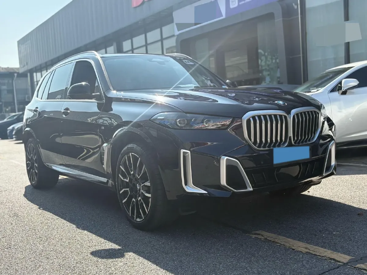 2023 BMW X5 3.0T 381HP L6 8AT,autocango,china used car exporter,china ev exporter,chinese used car exporter,chinese used ev exporter