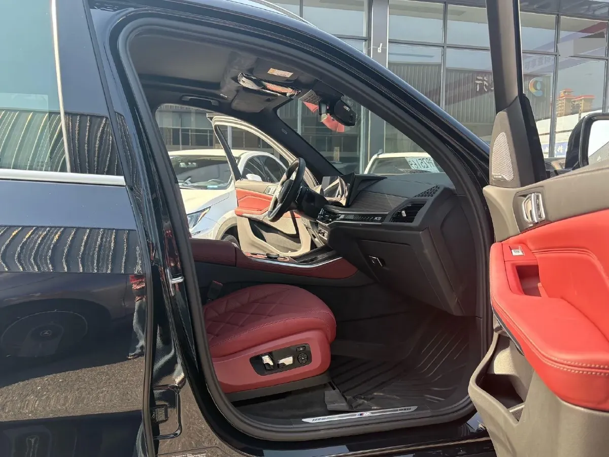 2023 BMW X5 3.0T 381HP L6 8AT,autocango,china used car exporter,china ev exporter,chinese used car exporter,chinese used ev exporter