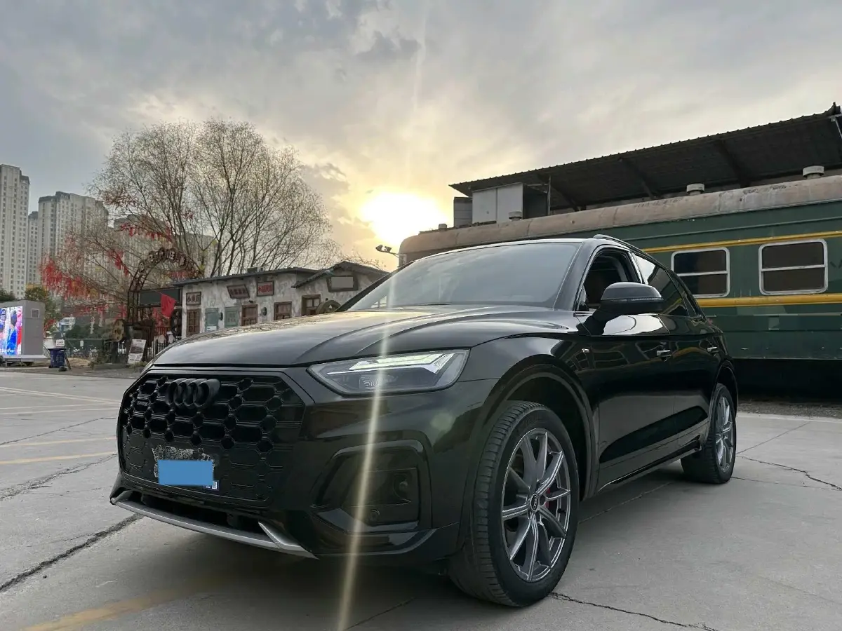 2022 Audi Q5L 2.0T 190HP L4 7DCT