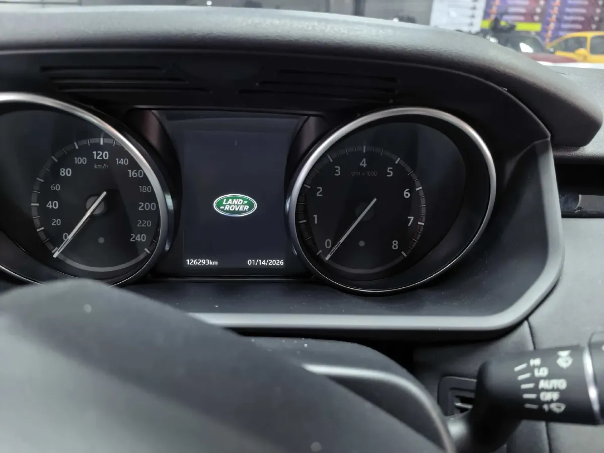 2019 Land Rover Discovery 3.0T 340HP V6 8AT,autocango,china used car exporter,china ev exporter,chinese used car exporter,chinese used ev exporter