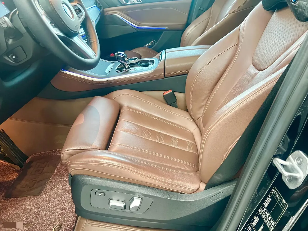 2021 BMW X5 3.0T 340HP L6 8AT,autocango,china used car exporter,china ev exporter,chinese used car exporter,chinese used ev exporter