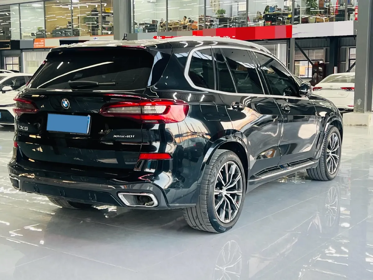 2021 BMW X5 3.0T 340HP L6 8AT,autocango,china used car exporter,china ev exporter,chinese used car exporter,chinese used ev exporter
