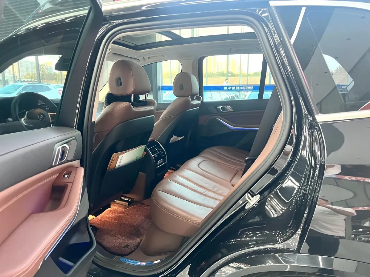 2021 BMW X5 3.0T 340HP L6 8AT,autocango,china used car exporter,china ev exporter,chinese used car exporter,chinese used ev exporter