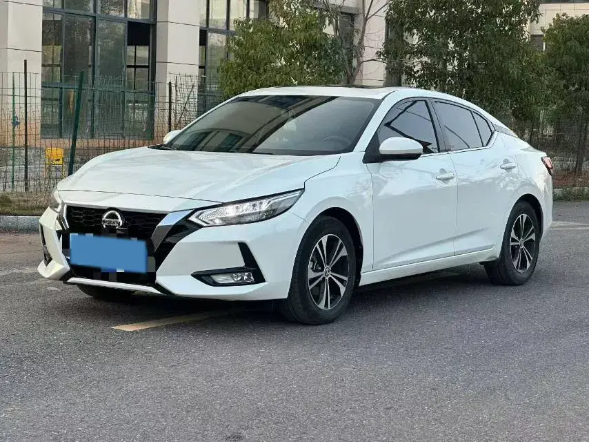 2022 Nissan Sylphy 1.6L 135HP L4 CVT