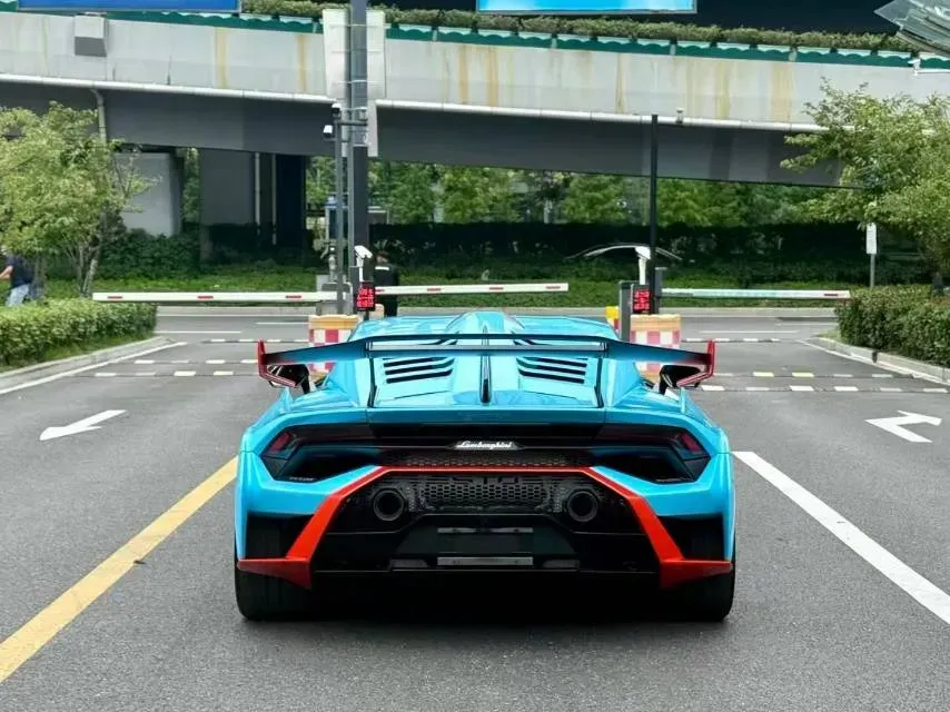 2021 Lamborghini Huracán 5.2L 640HP V10 7DCT,autocango,china used car exporter,china ev exporter,chinese used car exporter,chinese used ev exporter