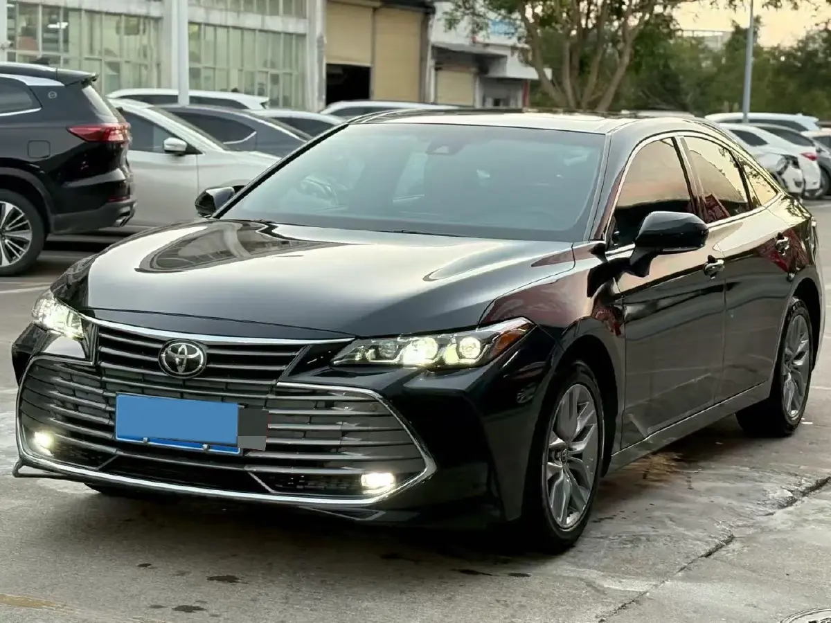 2019 Toyota Avalon 2.0L 178HP L4 CVT