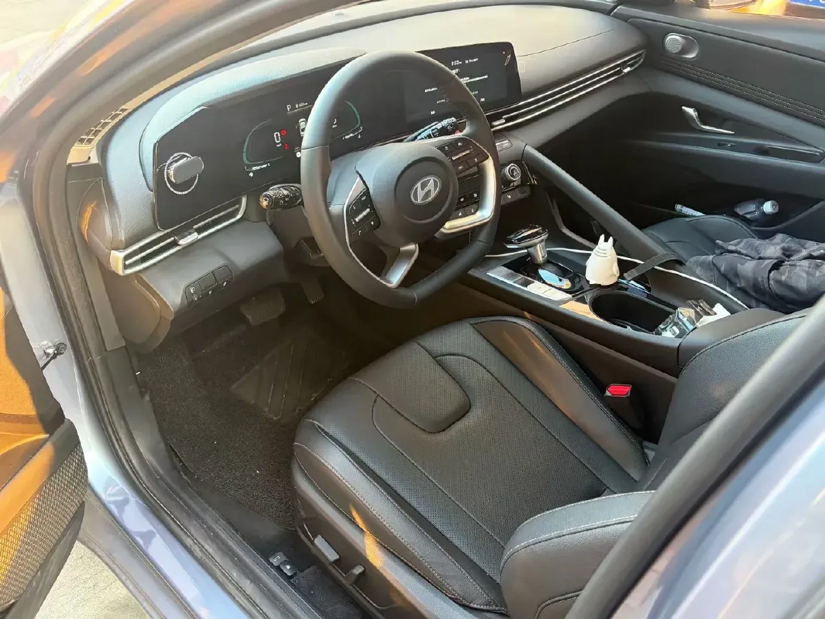 2023 Hyundai Elantra 1.5L 115HP L4 CVT,autocango,china used car exporter,china ev exporter,chinese used car exporter,chinese used ev exporter