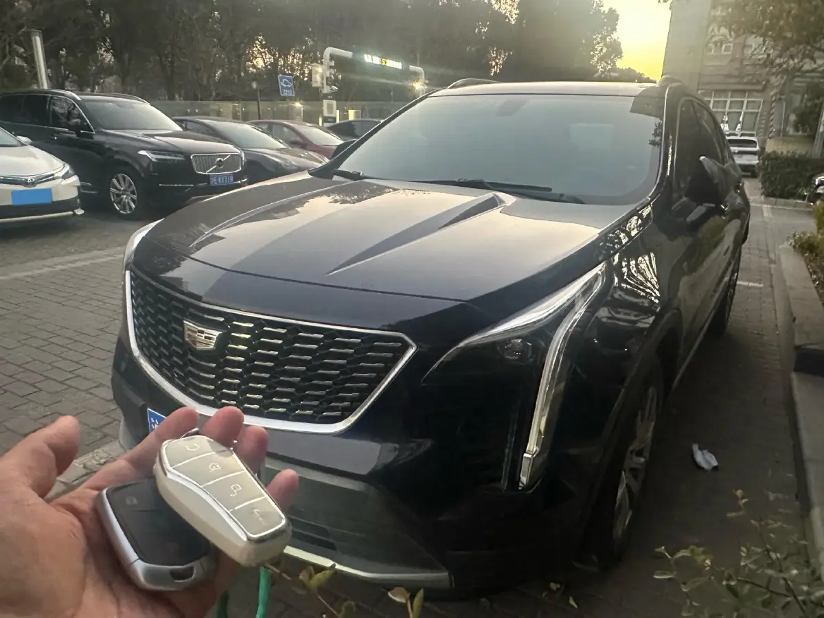 2021 Cadillac XT4 2.0T 237HP L4 9AT
