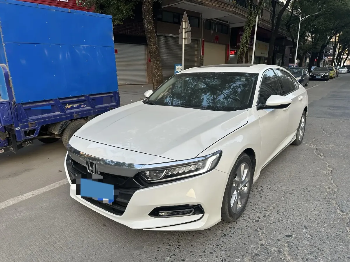 2018 Honda Accord 1.5T 194HP L4 CVT,autocango,china used car exporter,china ev exporter,chinese used car exporter,chinese used ev exporter