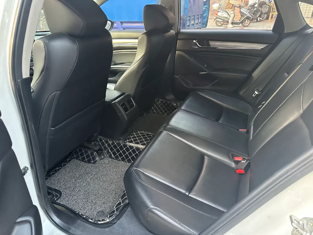 2018 Honda Accord 1.5T 194HP L4 CVT,autocango,china used car exporter,china ev exporter,chinese used car exporter,chinese used ev exporter