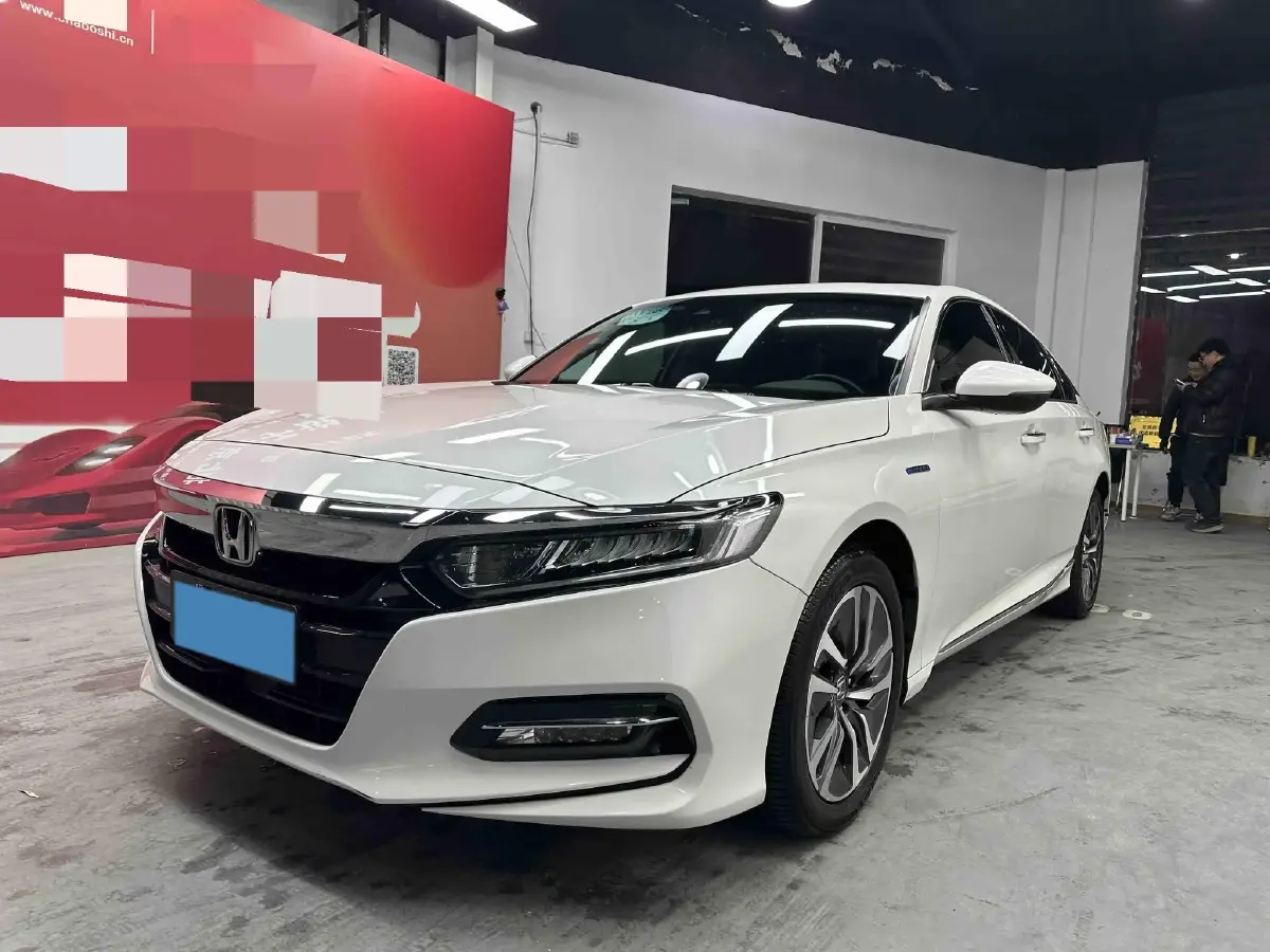 2018 Honda Accord 2.0L 146HP L4 E-CVT Hybrid