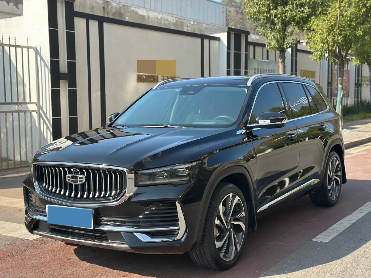 2023 Geely Monjaro 2.0T 238HP L4 8AT