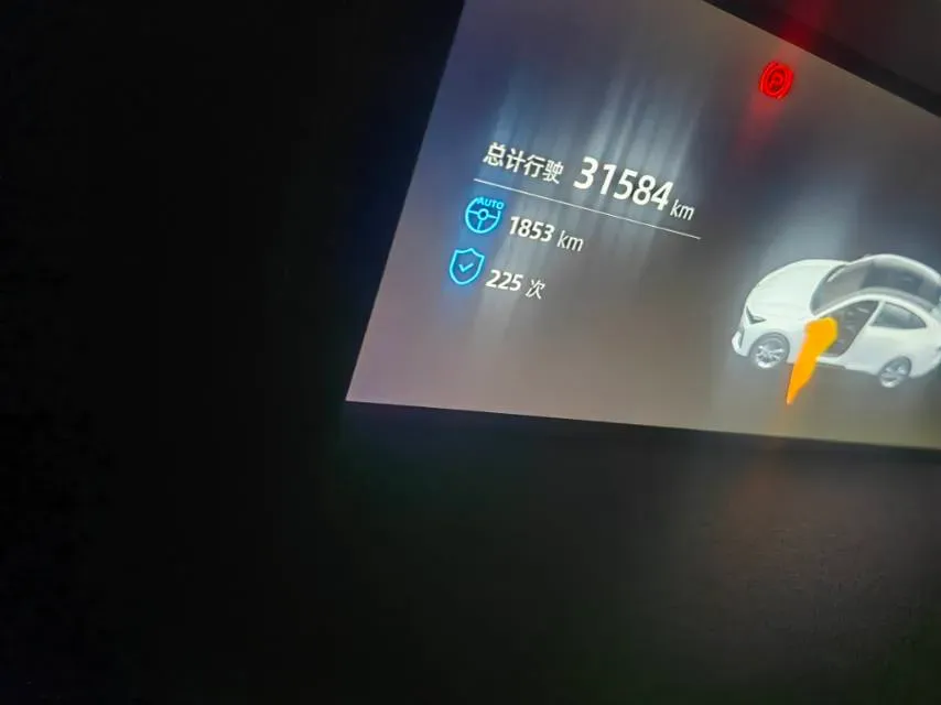 2022 ChangAn UNI-V 1.5T 188HP L4 7DCT,autocango,china used car exporter,china ev exporter,chinese used car exporter,chinese used ev exporter