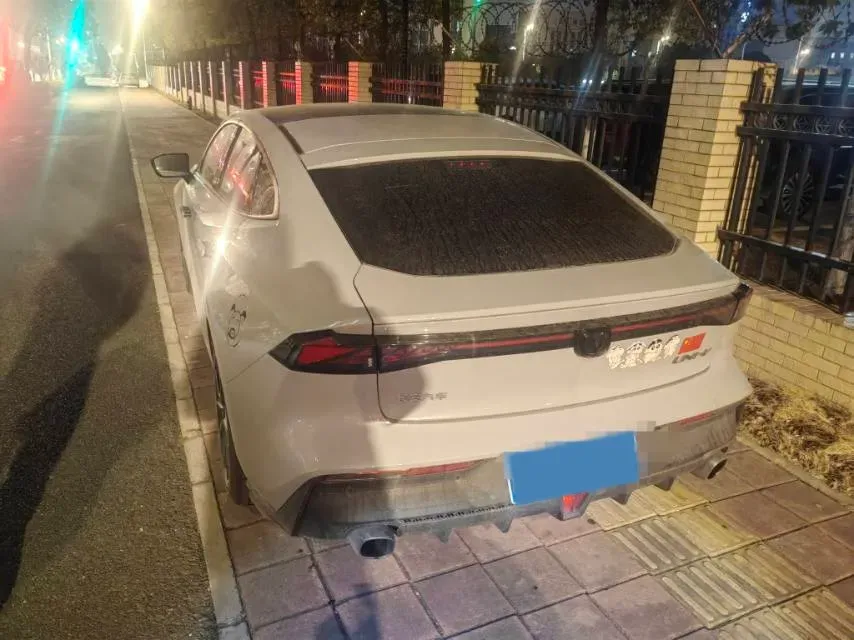 2022 ChangAn UNI-V 1.5T 188HP L4 7DCT,autocango,china used car exporter,china ev exporter,chinese used car exporter,chinese used ev exporter