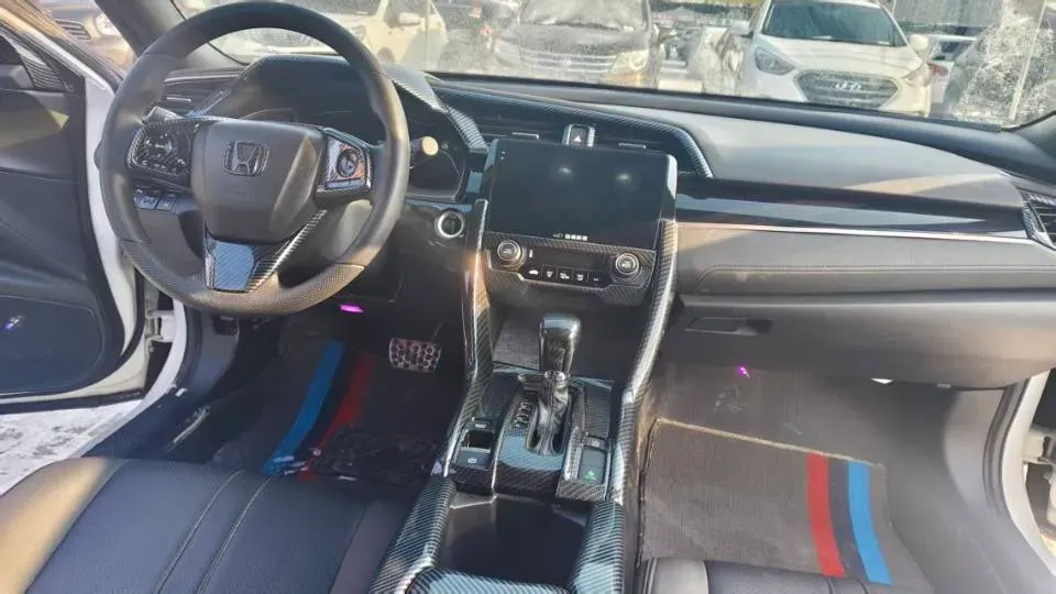 2021 Honda Civic 1.5T 177HP L4 CVT,autocango,china used car exporter,china ev exporter,chinese used car exporter,chinese used ev exporter