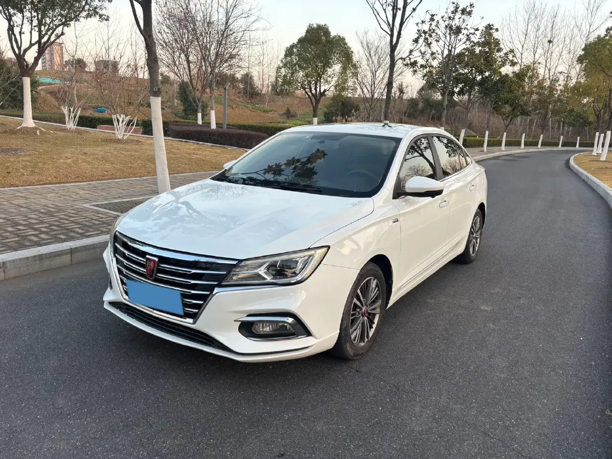 2019 Roewe i5 1.5L 120HP L4 CVT
