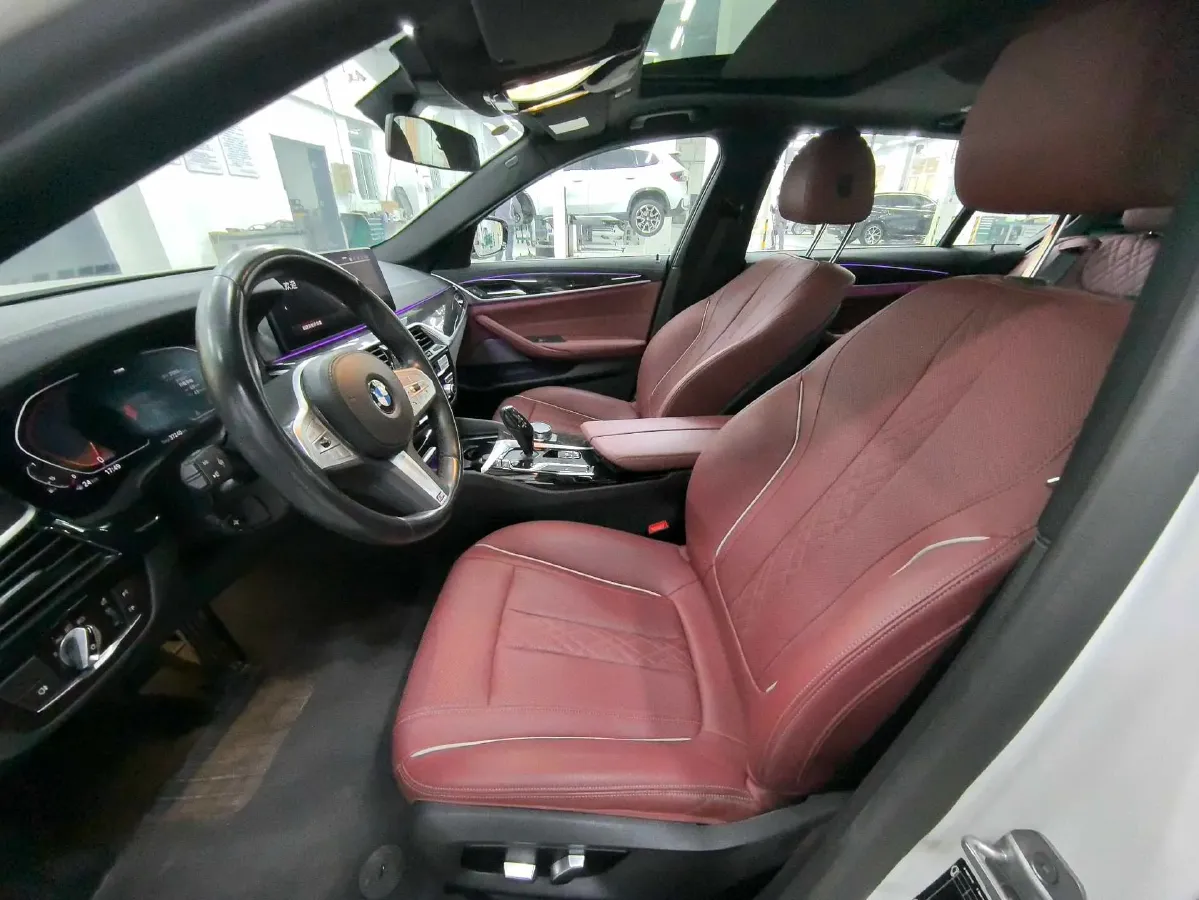 2022 BMW 5 Series 2.0T 184HP L4 8AT,autocango,china used car exporter,china ev exporter,chinese used car exporter,chinese used ev exporter