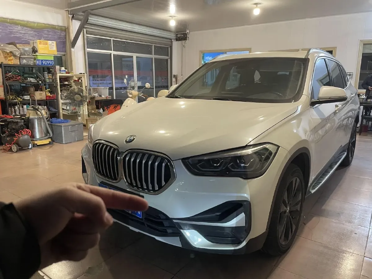 2021 BMW X1 1.5T 140HP L3 7DCT,autocango,china used car exporter,china ev exporter,chinese used car exporter,chinese used ev exporter