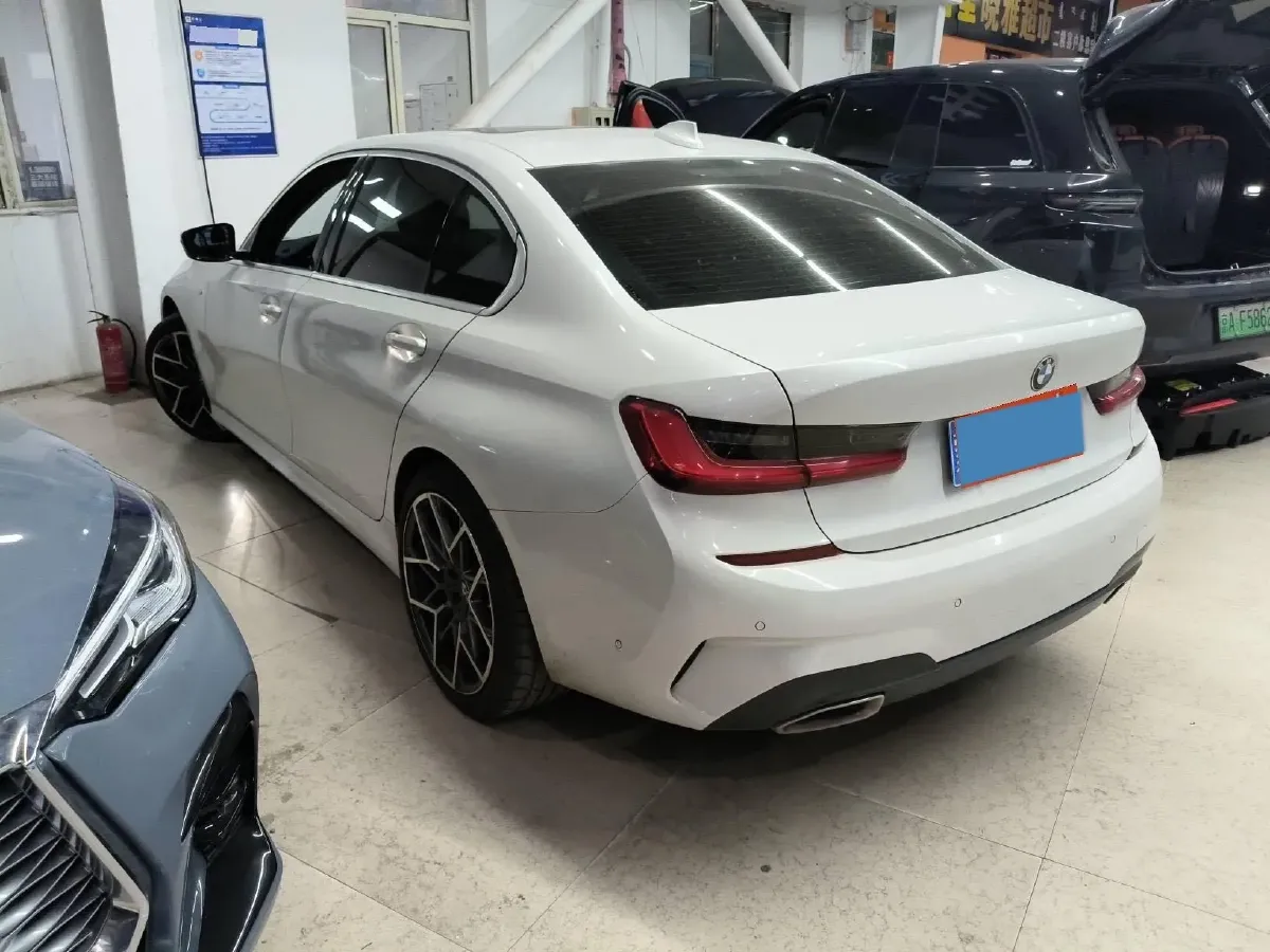 2020 BMW 3 Series 2.0T 184HP L4 8AT,autocango,china used car exporter,china ev exporter,chinese used car exporter,chinese used ev exporter
