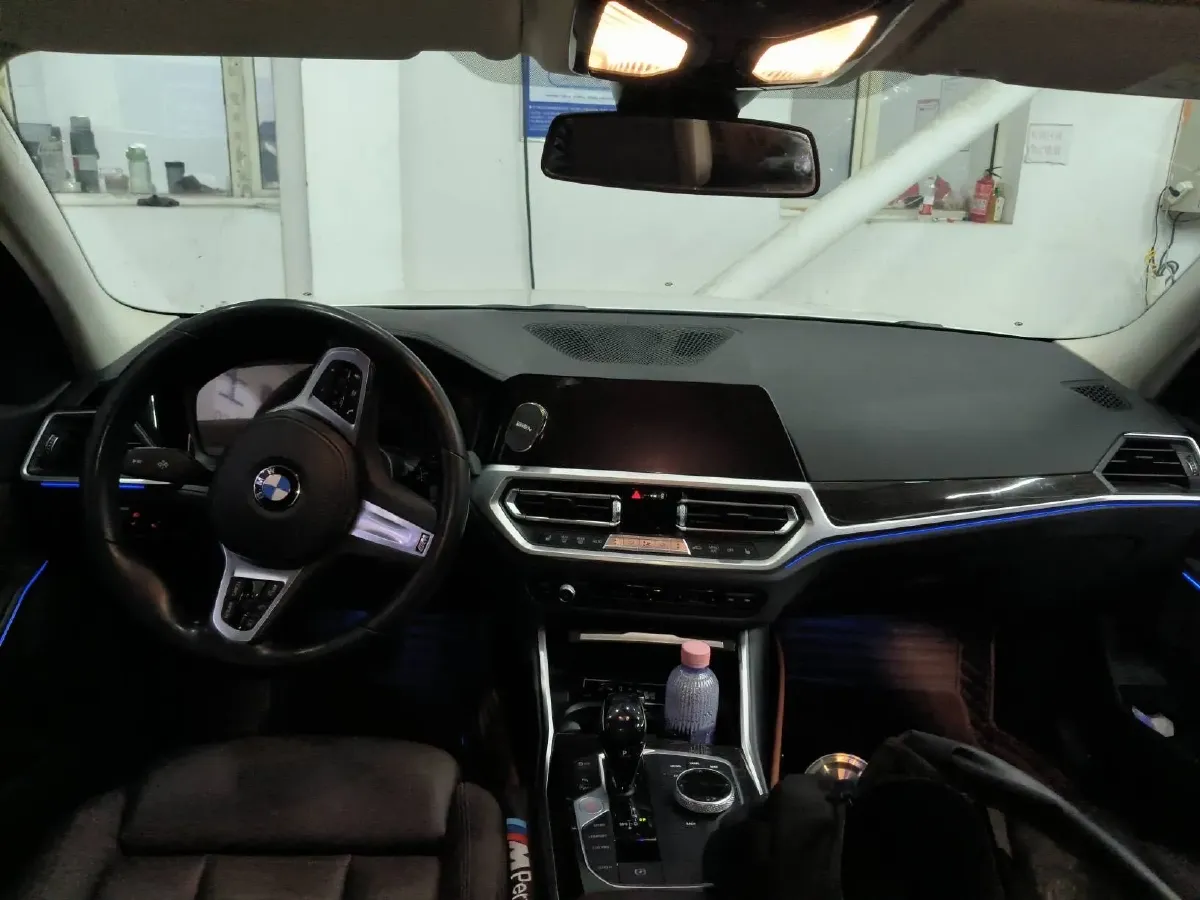 2020 BMW 3 Series 2.0T 184HP L4 8AT,autocango,china used car exporter,china ev exporter,chinese used car exporter,chinese used ev exporter