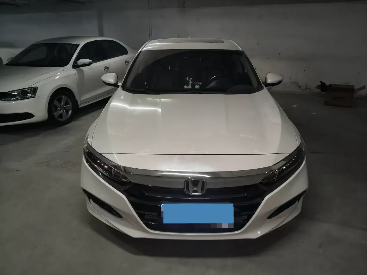 2018 Honda Accord 1.5T 194HP L4 CVT,autocango,china used car exporter,china ev exporter,chinese used car exporter,chinese used ev exporter