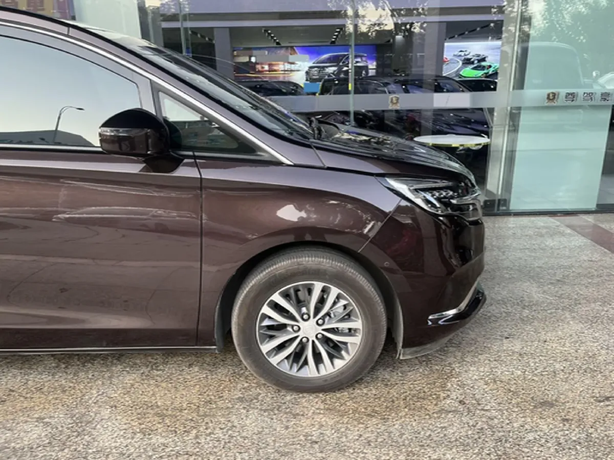 2020 Buick GL8 2.0T 237HP L4 9AT,autocango,china used car exporter,china ev exporter,chinese used car exporter,chinese used ev exporter