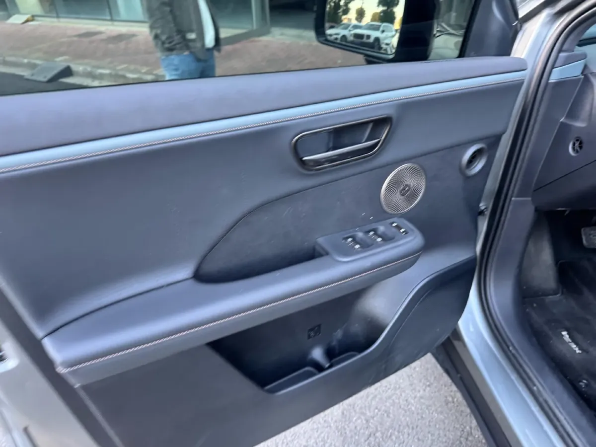 2025 Toyota BZ3X BEV 58.37KWH,autocango,china used car exporter,china ev exporter,chinese used car exporter,chinese used ev exporter