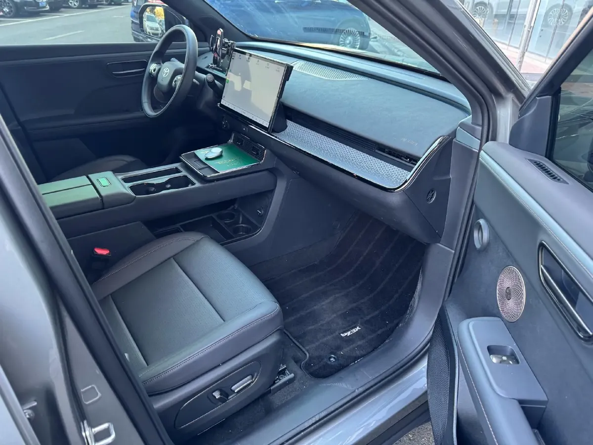 2025 Toyota BZ3X BEV 58.37KWH,autocango,china used car exporter,china ev exporter,chinese used car exporter,chinese used ev exporter