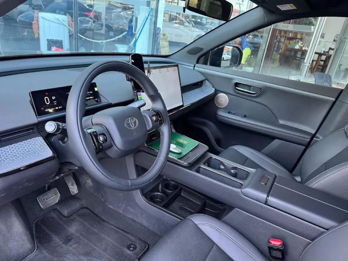 2025 Toyota BZ3X BEV 58.37KWH,autocango,china used car exporter,china ev exporter,chinese used car exporter,chinese used ev exporter